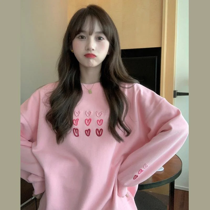 Women's Kawaii Little Heart Embroidered Sweatshirt